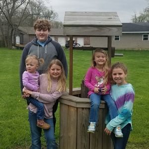 Meet your Posher, Lisa